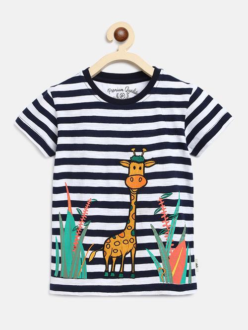 white striped t-shirt  - 17562744 - Very Small Image - 1