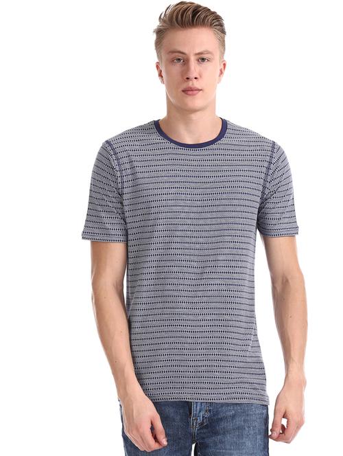 navy blue striped t-shirt - 17584225 - Very Small Image - 1