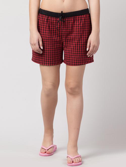 red cotton regular shorts - 17611281 - Very Small Image - 1