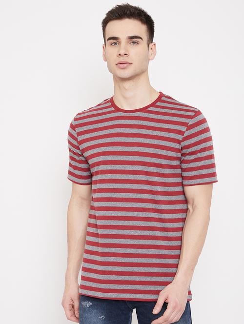 maroon striped t-shirt - 17628907 - Very Small Image - 1
