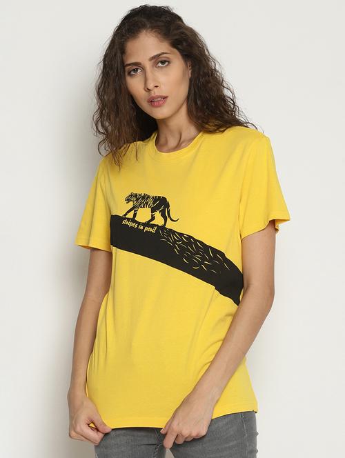 women's front print round neck t-shirt - 17640194 - Very Small Image - 1