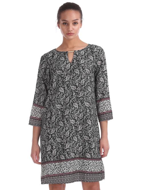 women's   dress - 17646457 - Very Small Image - 1