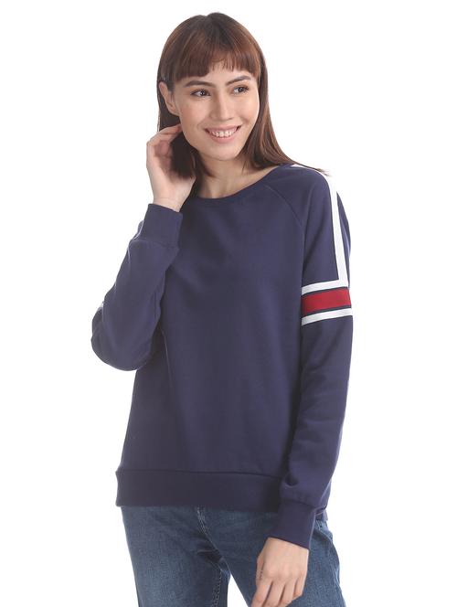 contrast detail crew neck sweatshirt - 17647082 - Very Small Image - 1