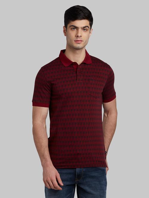 red geometrical polo t-shirt - 17670436 - Very Small Image - 1