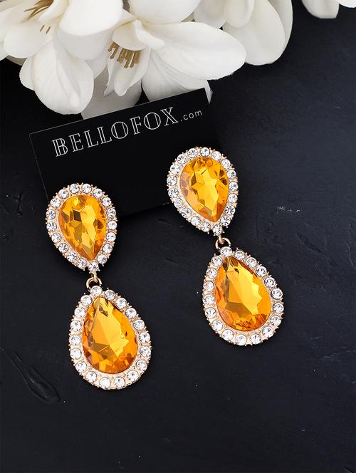 yellow metal drop earring - 17678872 - Very Small Image - 1