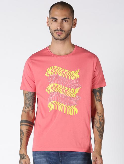 pink chest print t-shirt - 17719339 - Very Small Image - 1