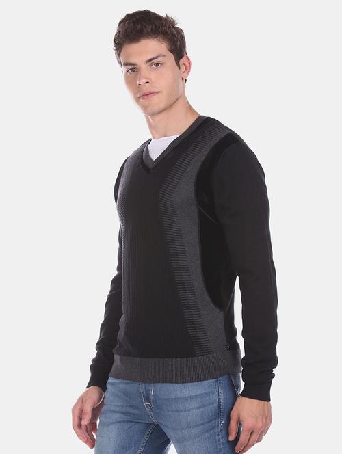 grey color block pullover - 17730139 - Very Small Image - 1
