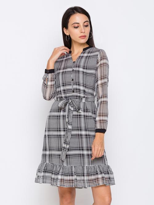tie front checkered dress  - 17742252 - Very Small Image - 1