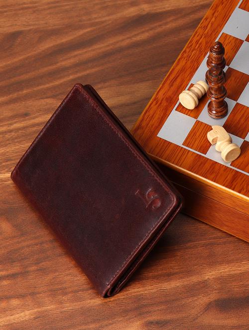 brown leather wallet - 17743794 - Very Small Image - 1