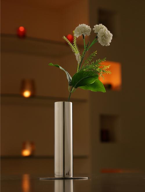 beautiful nickle plated  stainless steel bud vase - m - 17773302 - Very Small Image - 1