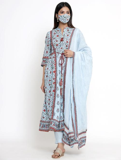 printed suit set with mask - 17778139 - Very Small Image - 1