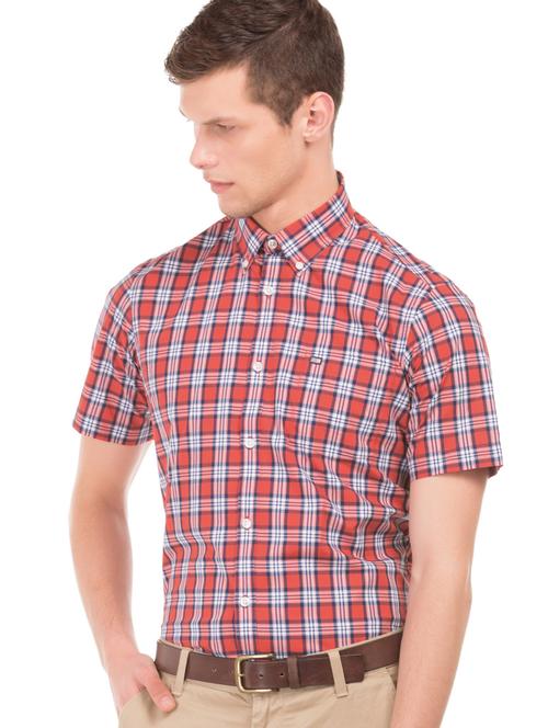red checkered casual shirt - 17797819 - Very Small Image - 1