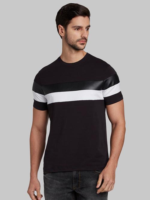 black chest print t-shirt - 17805183 - Very Small Image - 1