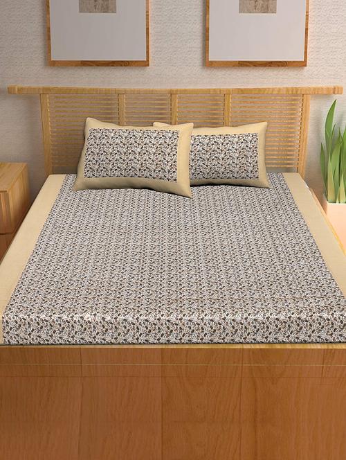  printed double bedsheet with 2 pillow covers - 17806179 - Very Small Image - 1