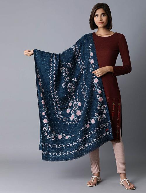 dark blue wool shawl - 17818372 - Very Small Image - 1