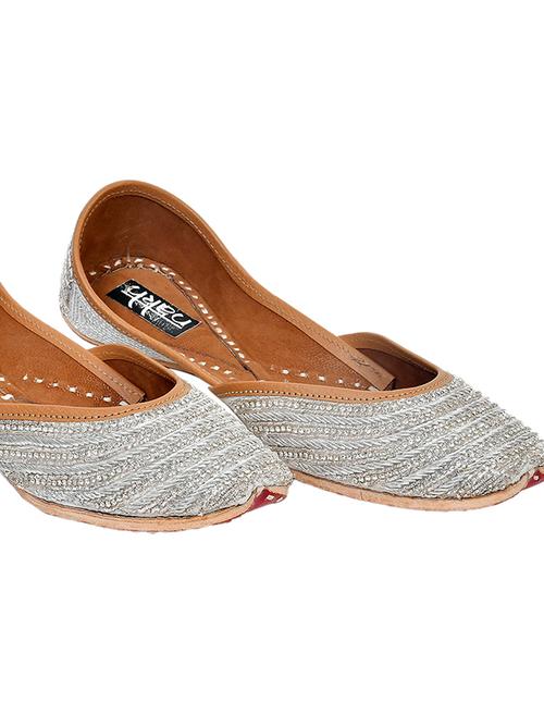 a perfectly comfortable, light weight &  - 17824529 - Very Small Image - 1