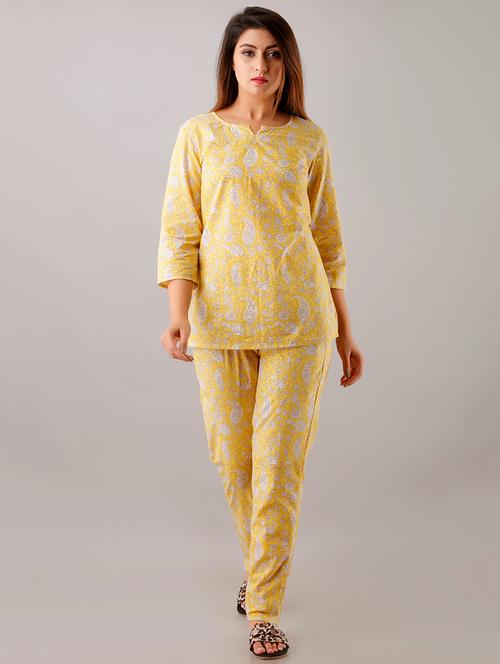 printed nightwear pajama set - 17849996 - Very Small Image - 1