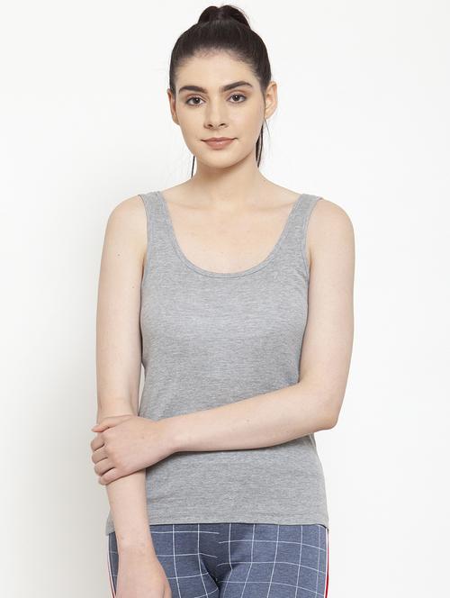 scoop neck solid camisole - 17851264 - Very Small Image - 1