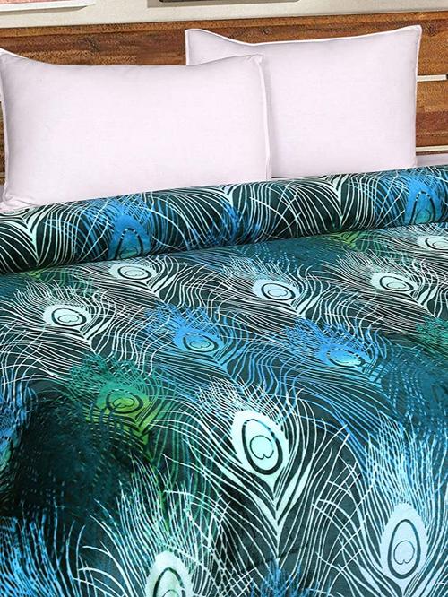 versatile usage: this super soft blanket  - 17855509 - Very Small Image - 1