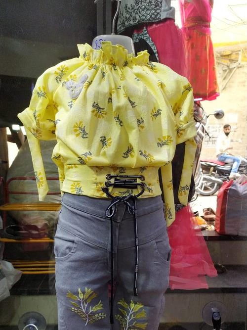 yellow wool top - 17858928 - Very Small Image - 1