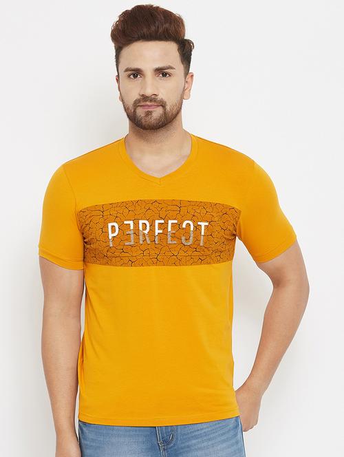 yellow chest print t-shirt - 17873139 - Very Small Image - 1
