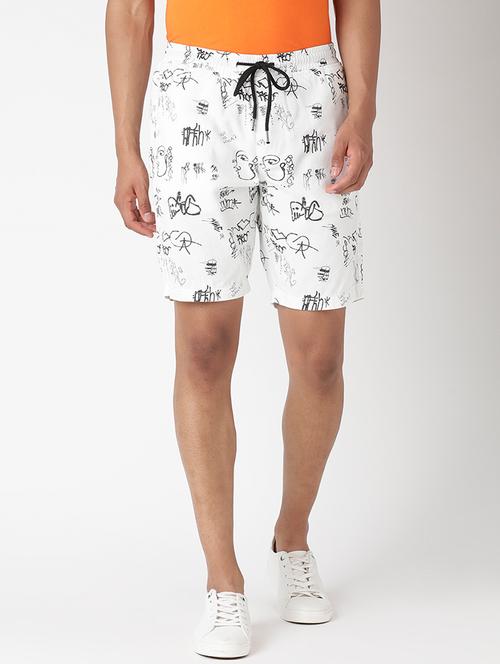 white printed shorts - 17873527 - Very Small Image - 1