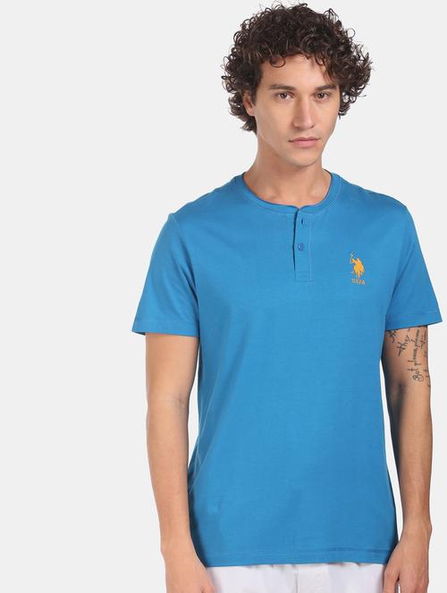 blue solid t-shirt - 17876706 - Very Small Image - 1