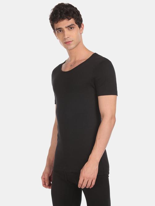 black solid t-shirt - 17876798 - Very Small Image - 1
