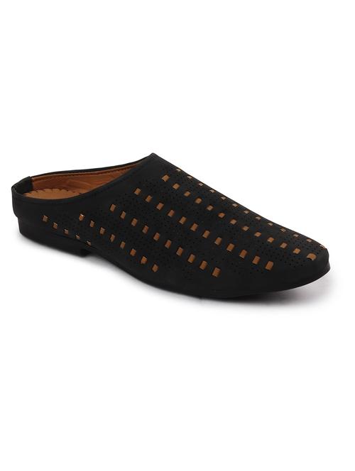 black pu slip on jutis - 17923432 - Very Small Image - 1
