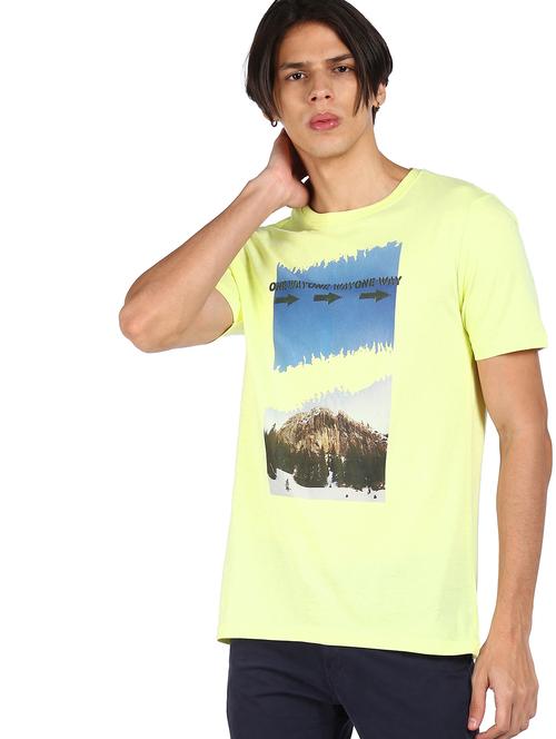yellow printed t-shirt - 17932547 - Very Small Image - 1