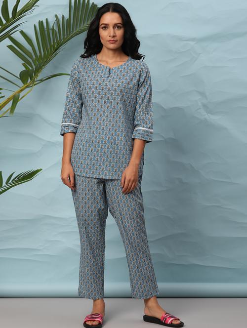round neck printed nightwear pajama set - 17954788 - Very Small Image - 1