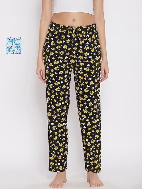 set of 2 printed pajama  - 17956285 - Very Small Image - 1