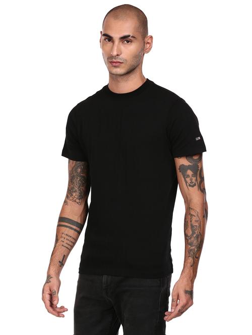black solid t-shirt - 17982105 - Very Small Image - 1