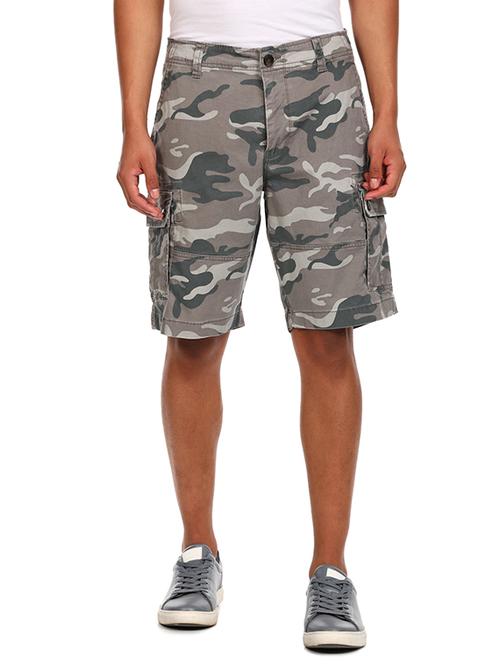 grey camouflage bermuda shorts - 17983504 - Very Small Image - 1