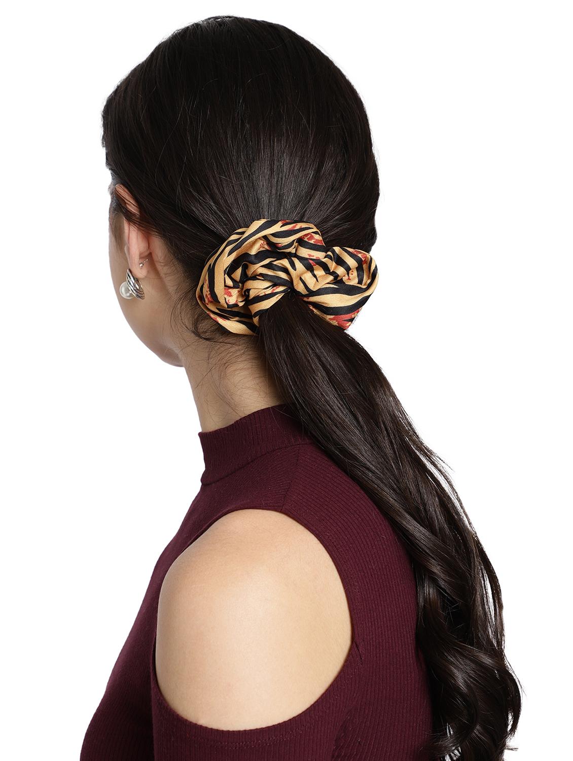 yellow printed viscose headband and scrunchy combo pack - 17987266 - Zoom Image - 6