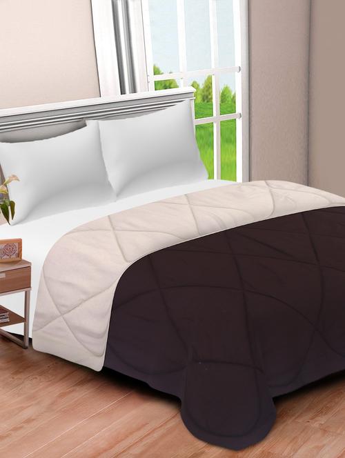 dark brown-off white double bed comforter - 17989702 - Very Small Image - 1