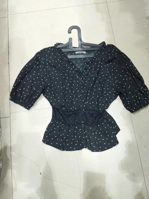 top  - 18012759 - Very Small Image - 1