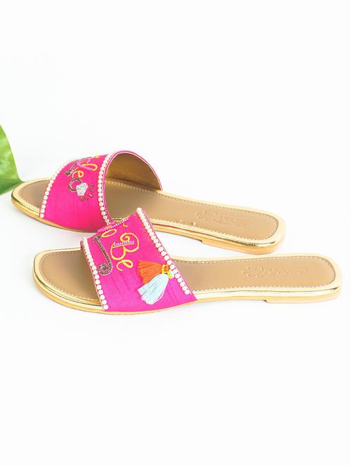 pink slip on kolhapuri - 18026855 - Very Small Image - 1