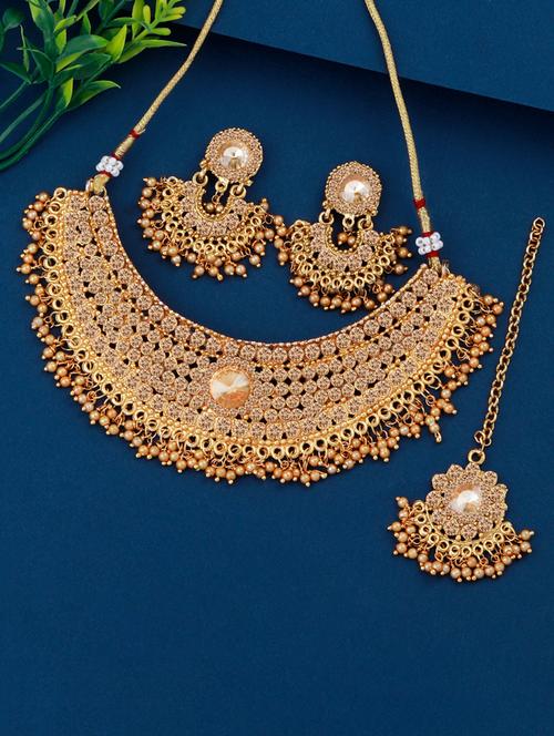  gold plated choker necklace with earring and maangtikka - 18026957 - Very Small Image - 1