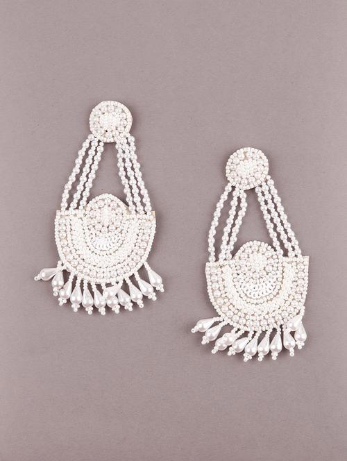 white metal drop earring - 18034095 - Very Small Image - 1