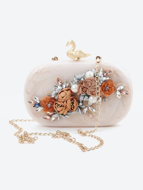 gold metal regular clutch - 18034894 - Very Small Image - 1