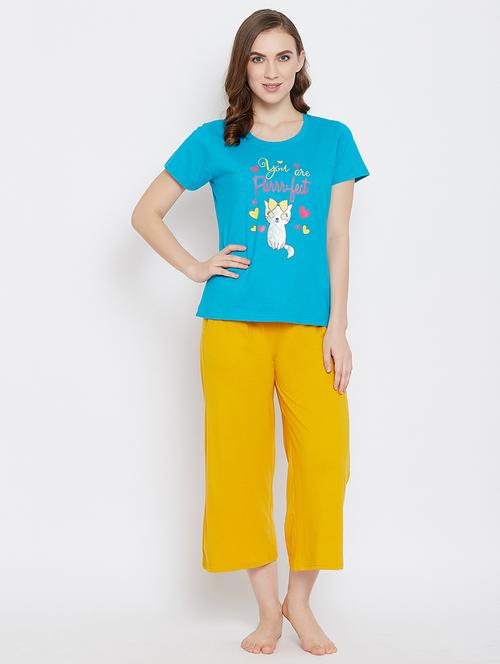round neck printed nightwear capri set  - 18035767 - Very Small Image - 1