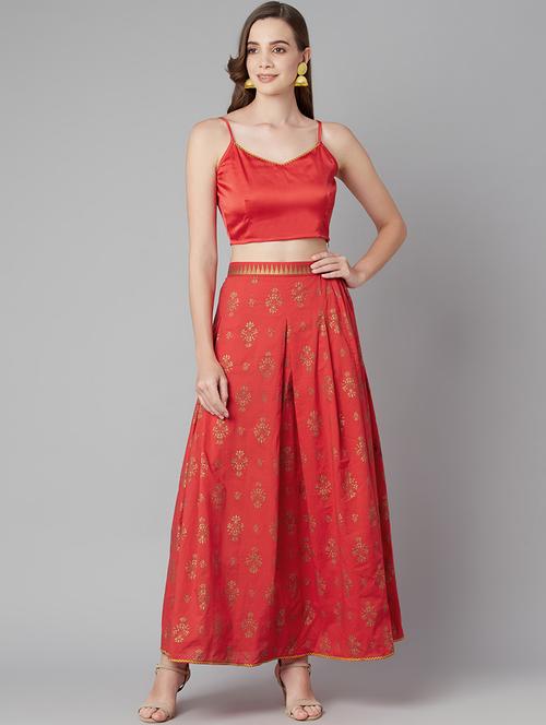 red satin skirt top  set - 18079721 - Very Small Image - 1