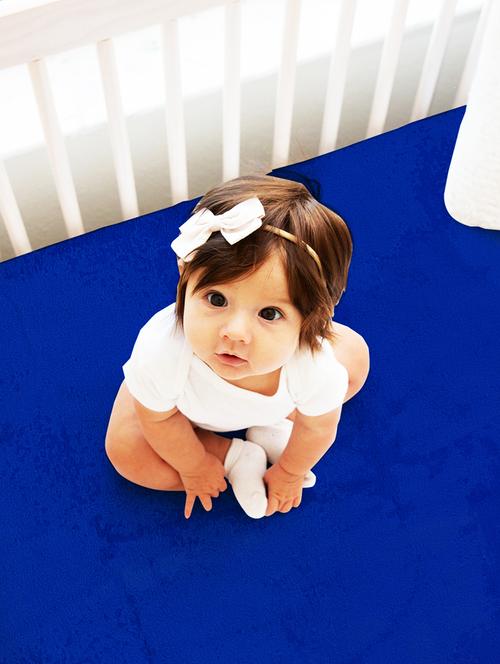 bianca waterproof & breathable bamboo-feel baby dry sheet & mattress protector -1pc medium (smart dry) solid-royal blue - 18082916 - Very Small Image - 1