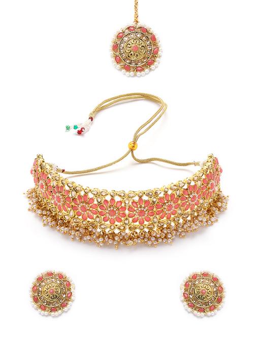 pink pearls beads kundan stones gold plated choker set with maangtikka - 18109362 - Very Small Image - 1