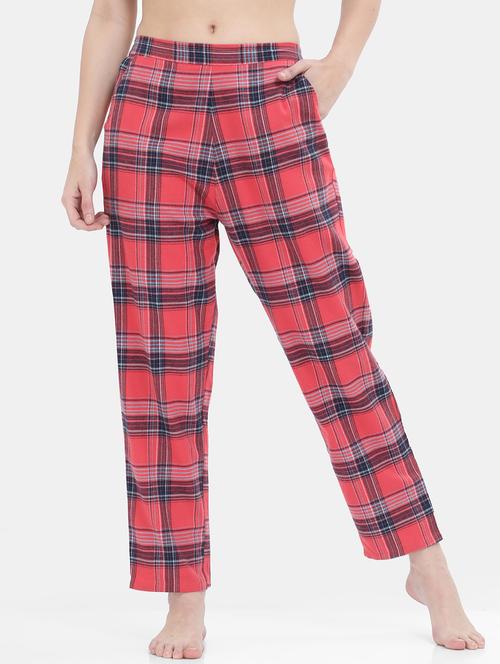 pink checked pajama - 18118775 - Very Small Image - 1