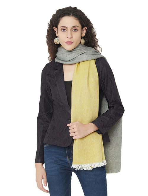 yellow acrylic stole - 18150859 - Very Small Image - 1