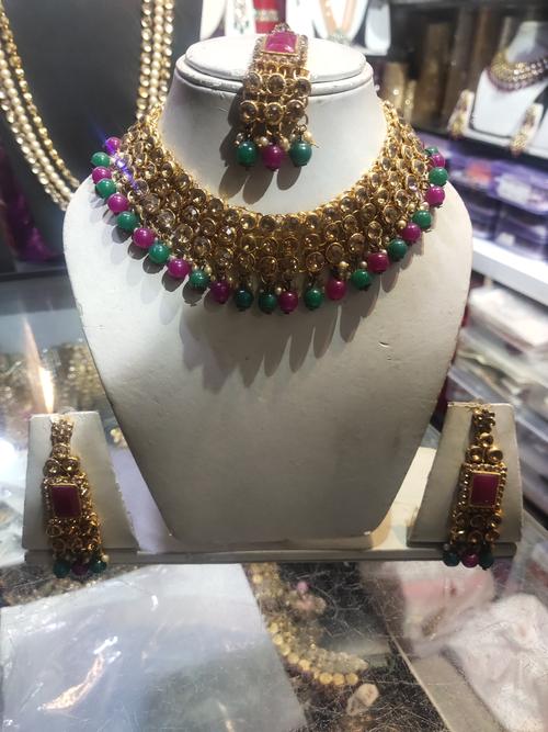 jewellery  - 18158656 - Very Small Image - 1