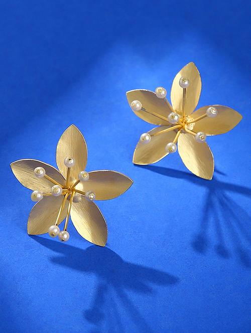 gold metal studs earring - 18182478 - Very Small Image - 1
