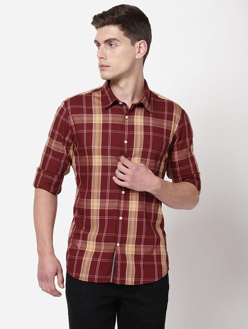 red checkered casual shirt - 18186713 - Very Small Image - 1